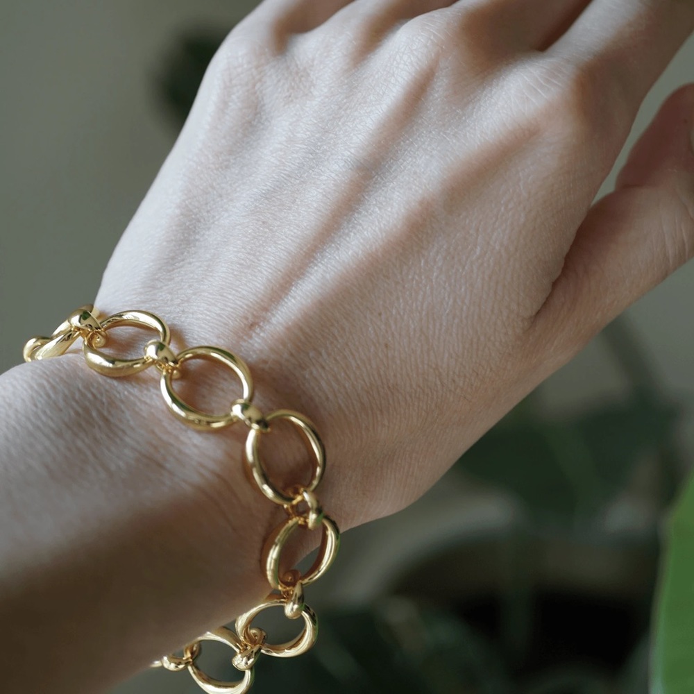 Medium Oval Chain Bracelet from Bayou with Love
